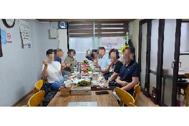  빛고을 인생학교 5기 2주년, 볼링부터 맛있는 식사까지 소중한 시간