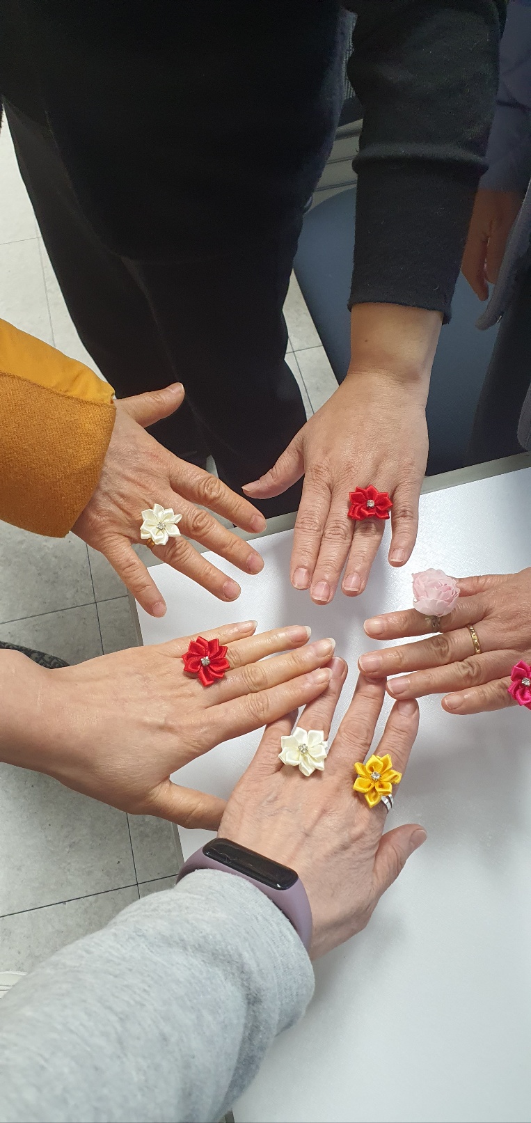 그림책 원예활동지원단 교육 참가 수기 첨부이미지 : KakaoTalk_20260330_213957056_05.jpg